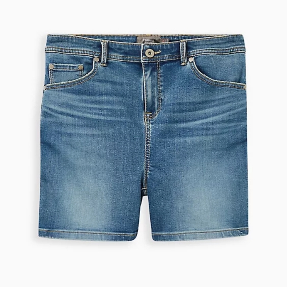 NWT Torrid Sz 16 Midfit Shorts